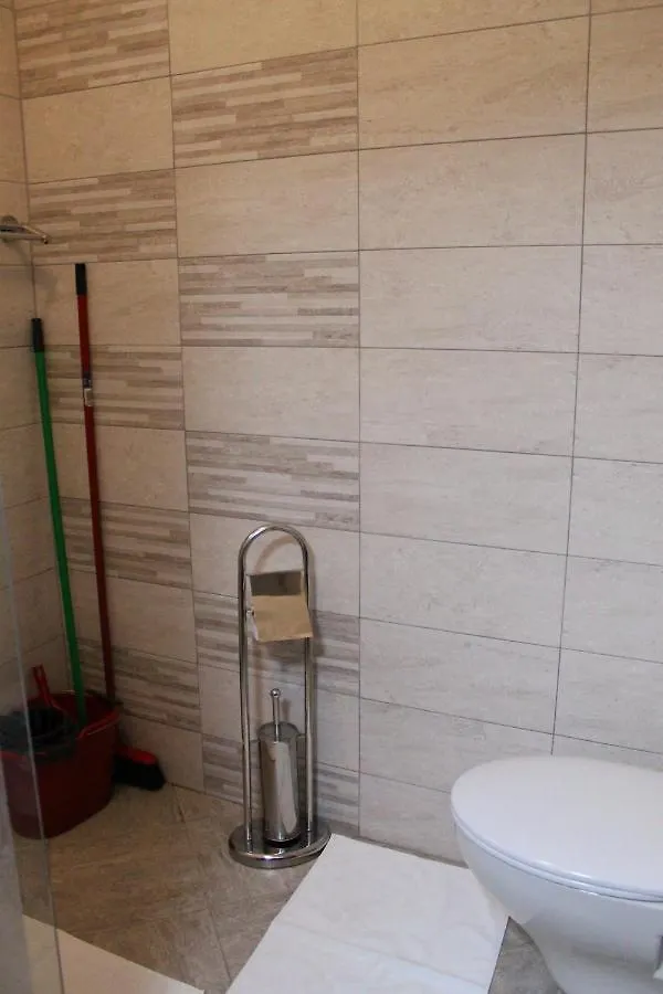 شقة Apartmani Mladenka مالينسكا كرواتيا