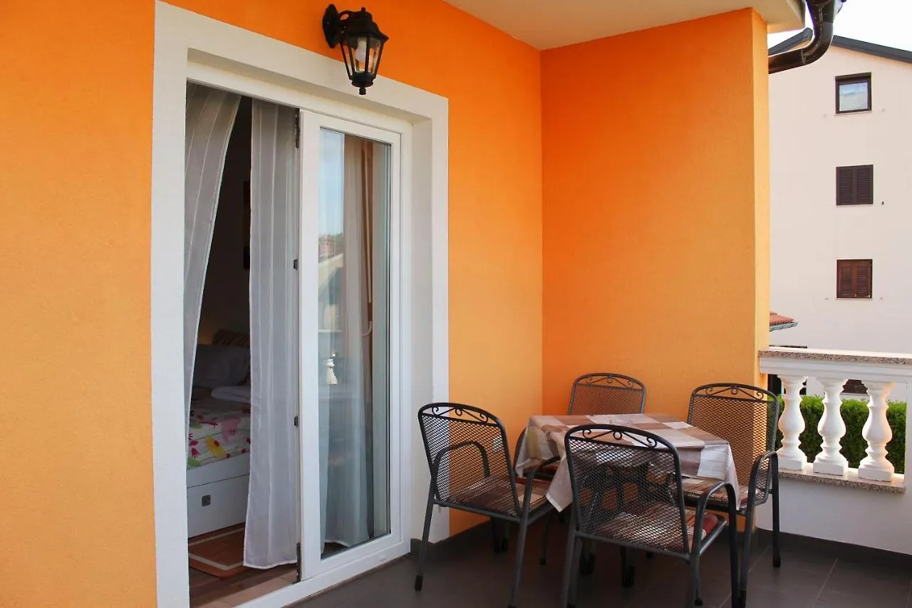 Apartmani Mladenka مالينسكا شقة